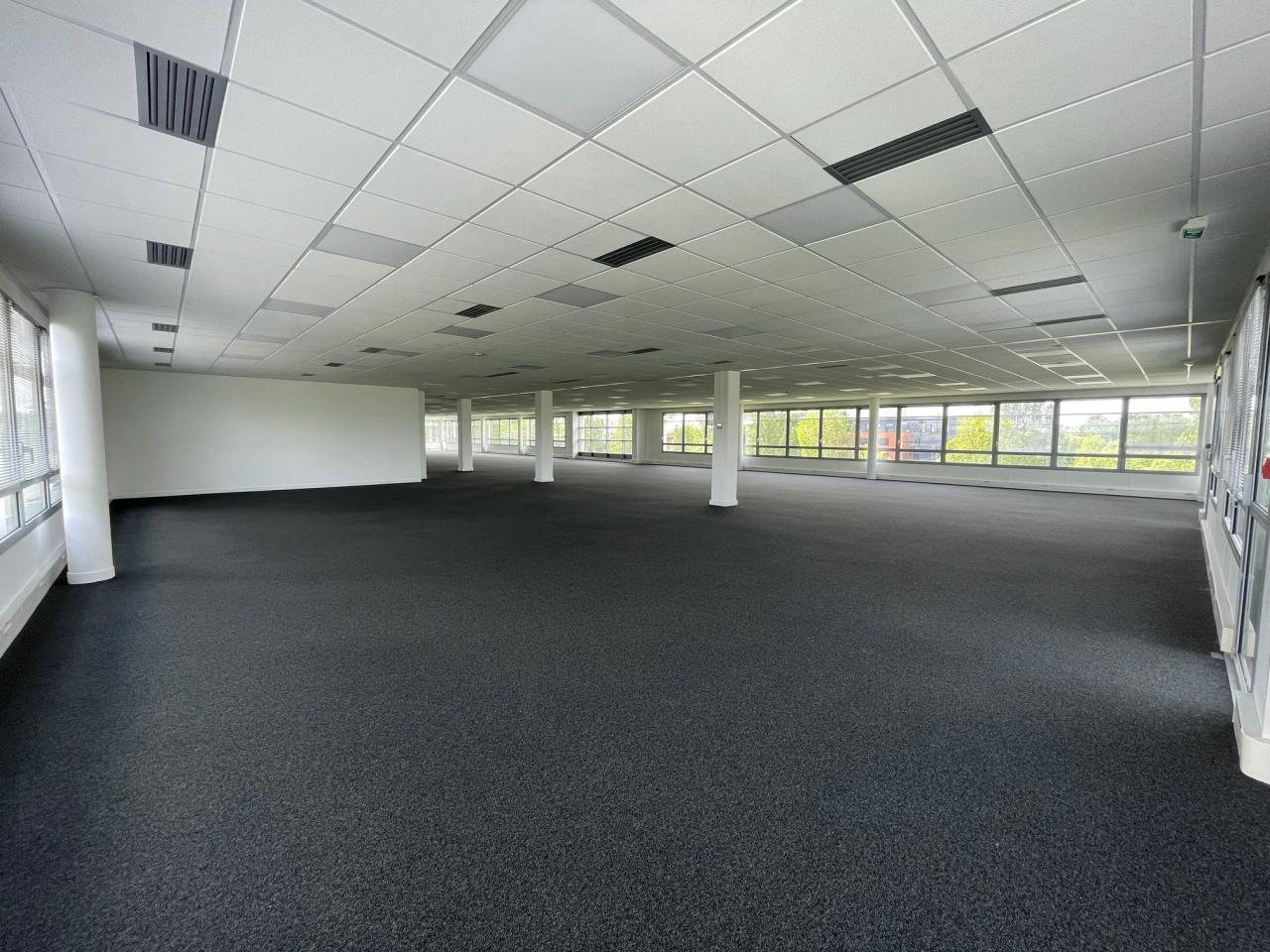 Bureau Villeneuve-d'Ascq 2323m² Vente bureau Villeneuve-d'Ascq Nord OVBUR2423023 4